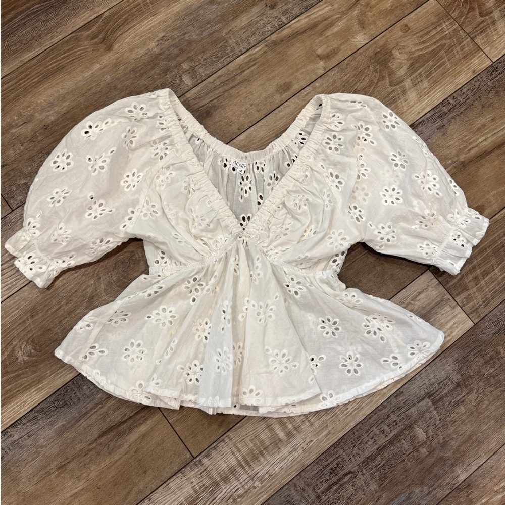 AEMI+ Blouse